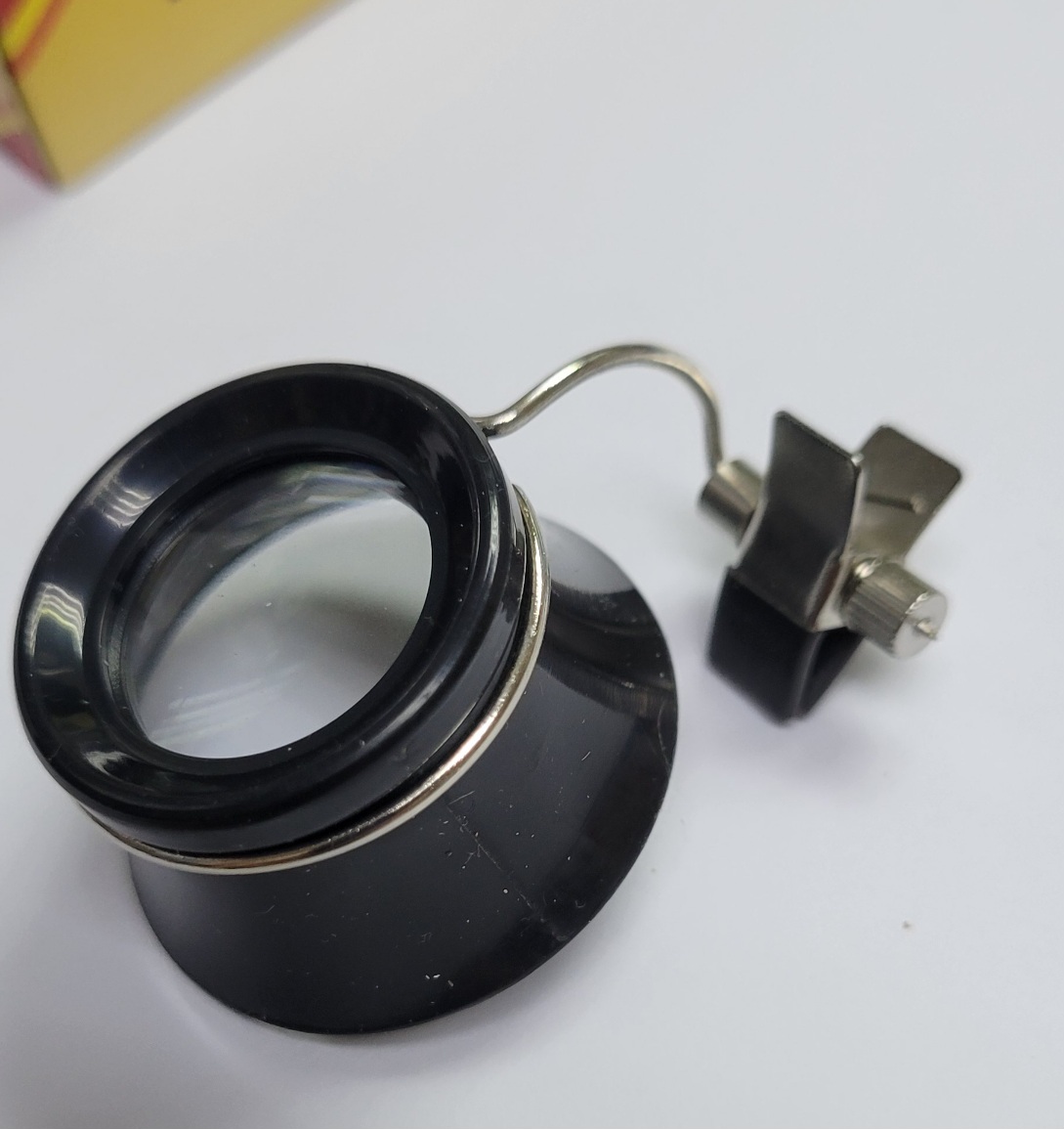 Lupa para poner en los lentes